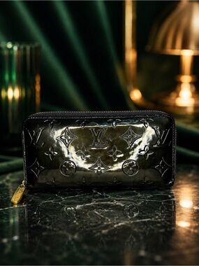 Louis Vuitton Vernis Zippy Wallet Dark Green | LV Patent Leather Zip Around